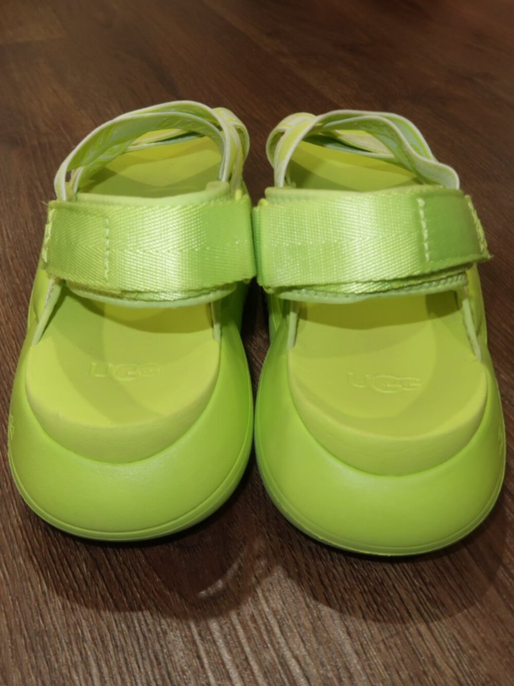 Womens UGG LA Cloud Platform Sandals Stretchy Strappy Neon Green Lightweight 9 - Picture 6 of 11